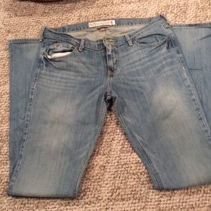 Hollister jeans